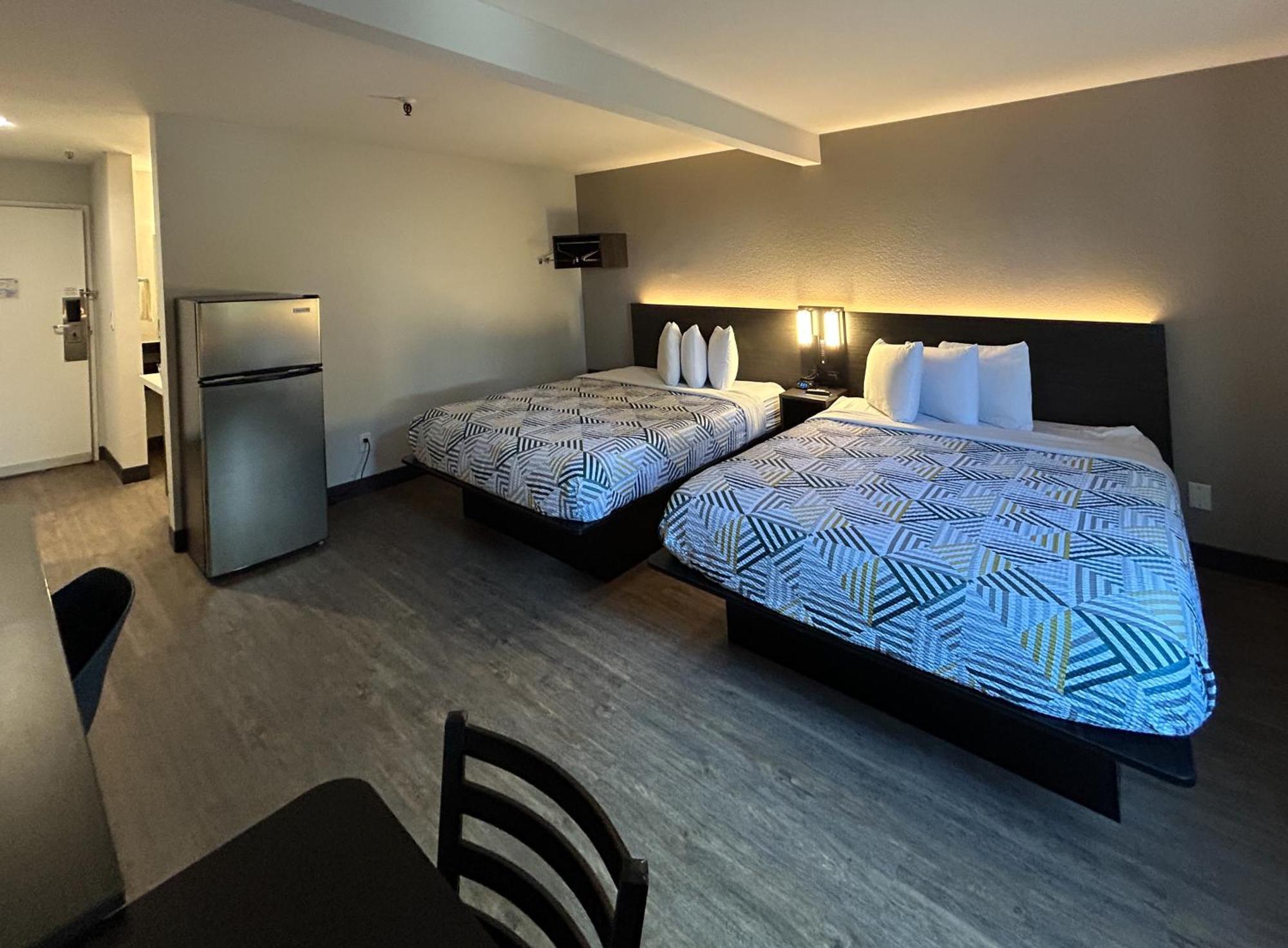 6 San Diego, Ca Circle Mission Valley 4* San Diego