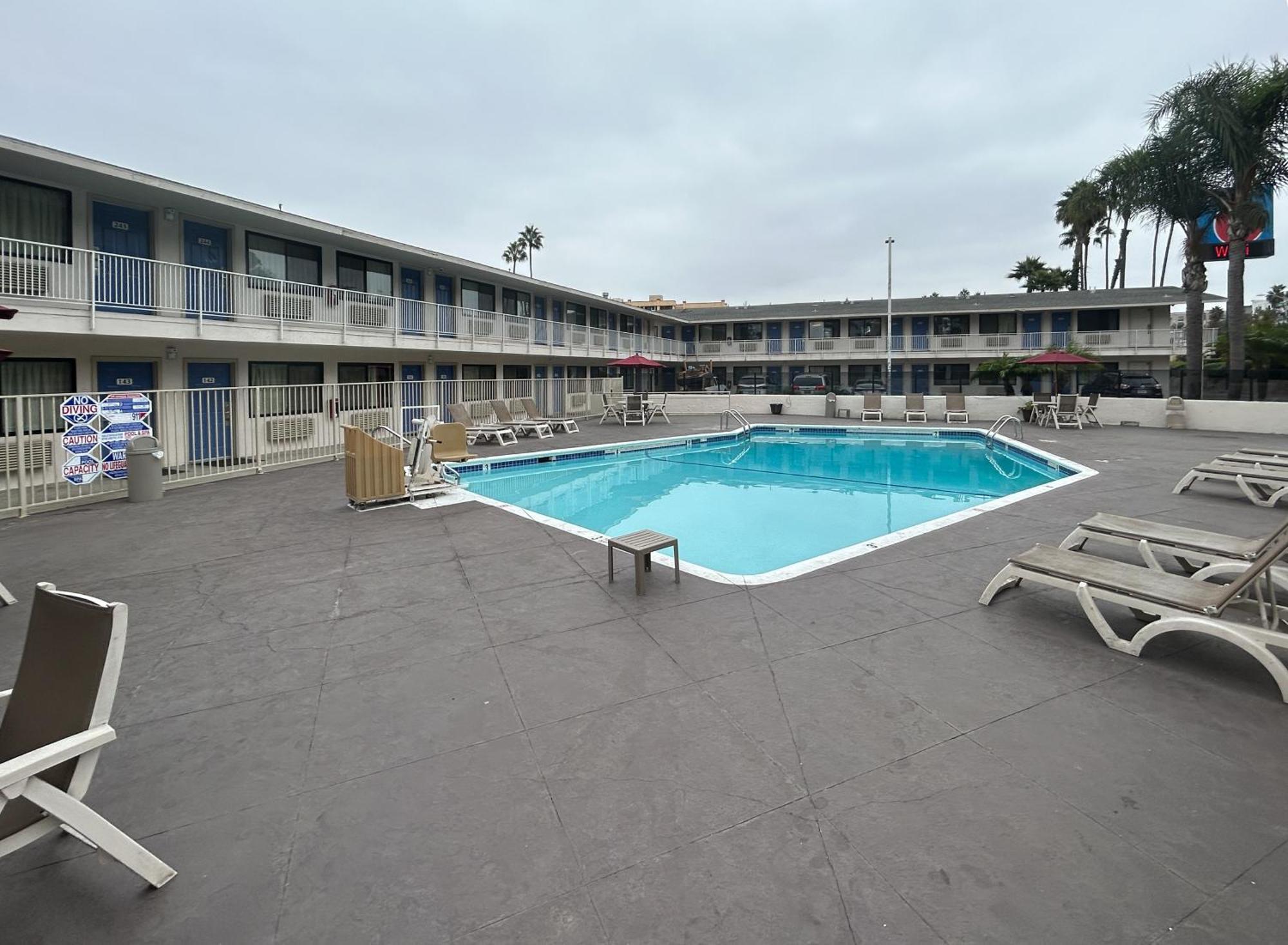 Hotel 6 San Diego, Ca Circle Mission Valley San Diego